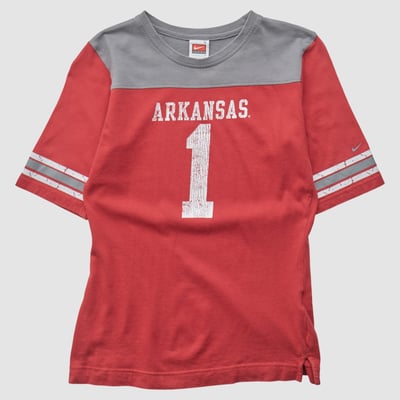 Arkansas Razorbacks Nike 2000s T-shirt - Red - S by Fanatics Real Vintage