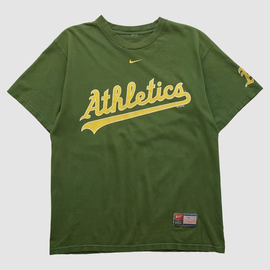 Athletics Nike 2000s T-shirt - Green - M by Fanatics Real Vintage