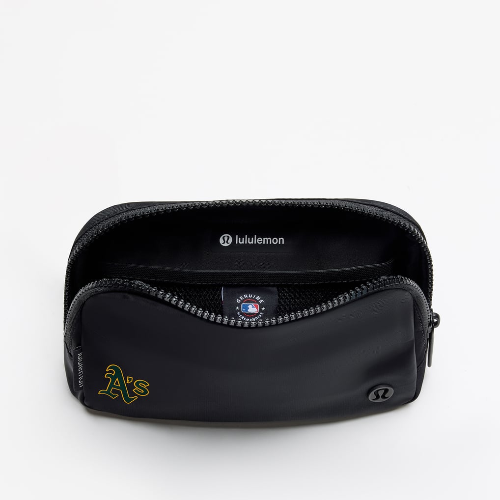 Athletics lululemon Everywhere Belt Bag - Black