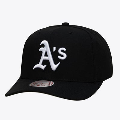 Athletics Mitchell & Ness Pro Crown Snapback - Black
