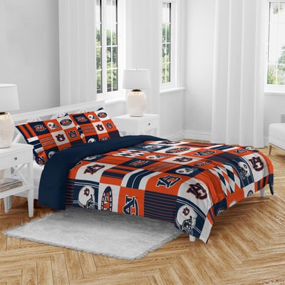 Auburn Tigers Pegasus Patchwork Plaid Three-Piece Full/Queen Bed in a Bag Set
