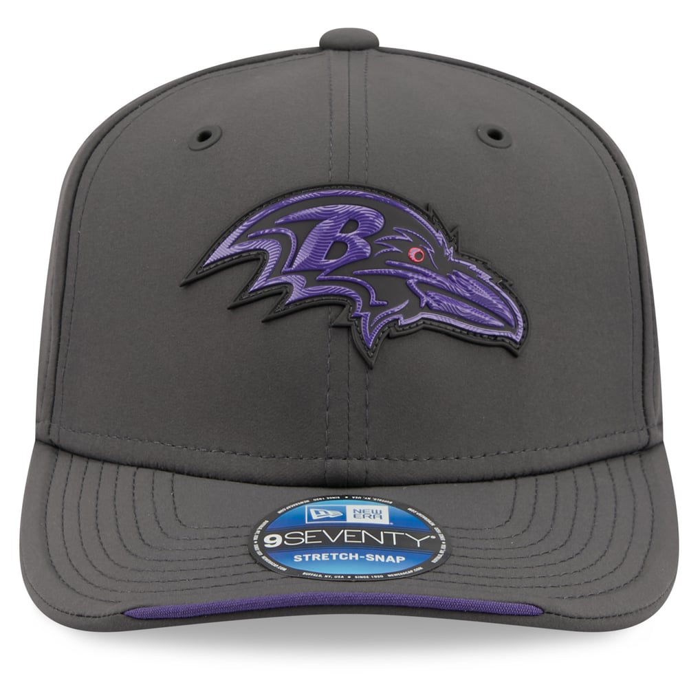 Baltimore Ravens New Era 2026 Sideline Cold Weather  9SEVENTY Adjustable Hat - Charcoal