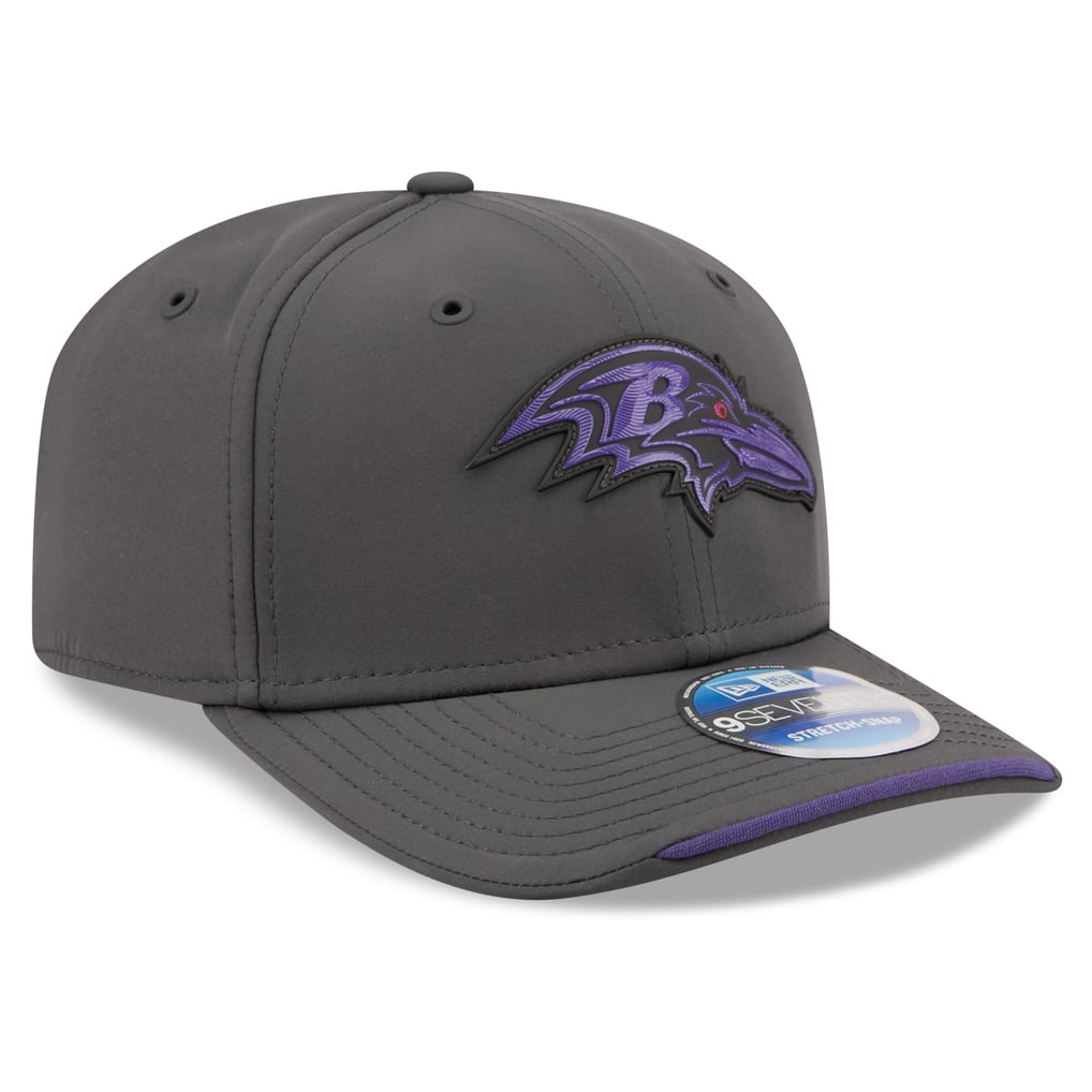 Baltimore Ravens New Era 2026 Sideline Cold Weather  9SEVENTY Adjustable Hat - Charcoal