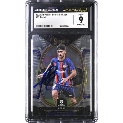 Pedri Barcelona Autographed 2022-23 Panini Select La Liga #33 CGC Authenticated 9/10 Card