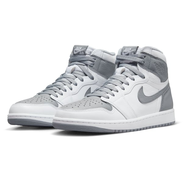 Nike Air Jordan Men\'s Sneakers in Gray and White. NIB Air Jordan 1 Mid SE Men main image 3