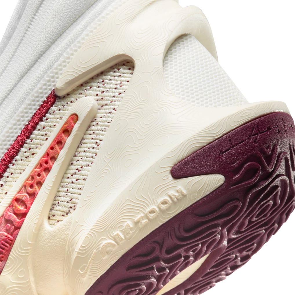 Nike‎ Cosmic Unity \