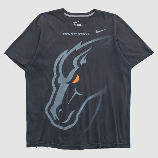 Boise State Broncos Nike 2010s T-shirt - Black - L by Fanatics Real Vintage