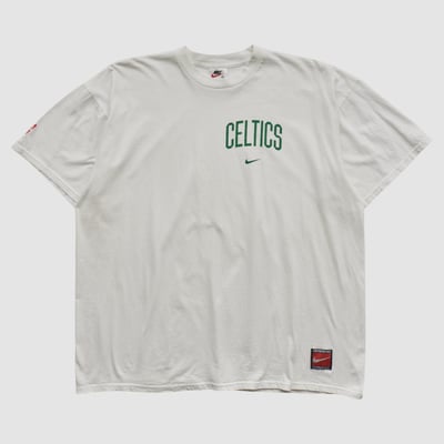 Boston Celtics Nike 2000s T-shirt - White - 2XL by Fanatics Real Vintage