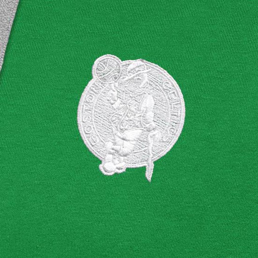 Boston Celtics Antigua St. Patrick's Day Victory Raglan Pullover Hoodie - Kelly Green