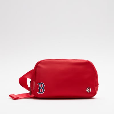 Boston Red Sox lululemon Everywhere Belt Bag - True Red