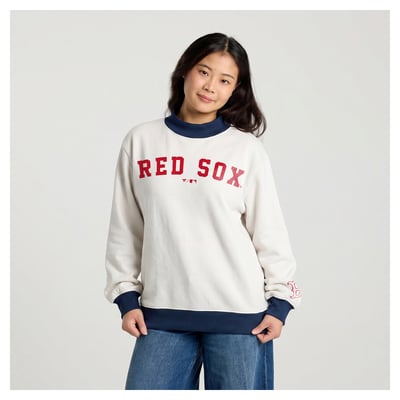 Boston Red Sox Fanatics Women's Sweatshirt - Cream