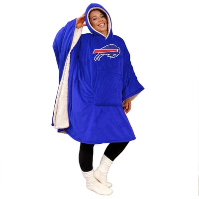 Buffalo Bills Pegasus Team 50" x 70" Bloncho Sherpa Fan Cape