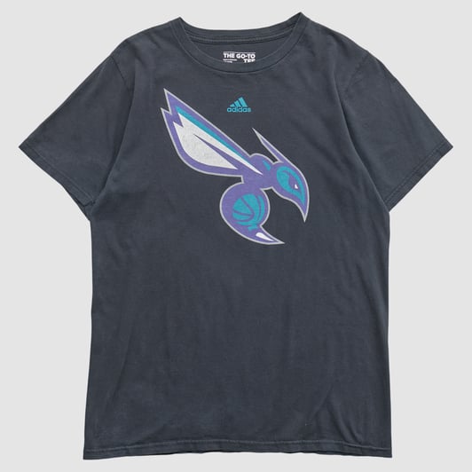 Charlotte Hornets Adidas 2010s T-shirt - Black - M by Fanatics Real Vintage