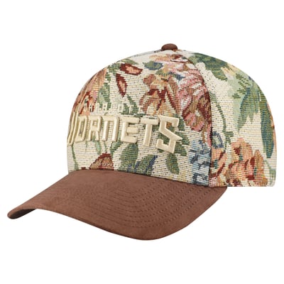 Charlotte Hornets Mitchell & Ness Tapestry Wordmark Pro Snapback Hat - Tan