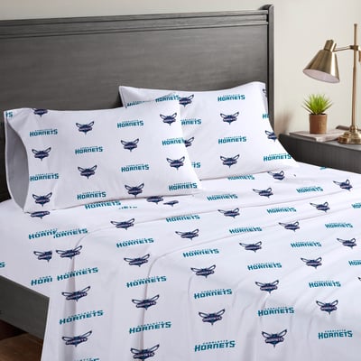 Charlotte Hornets Pegasus Four-Piece Queen Sheet Set