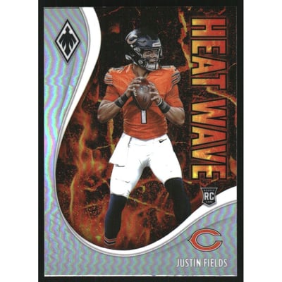 2021 Panini Phoenix Heat Wave #16 Justin Fields