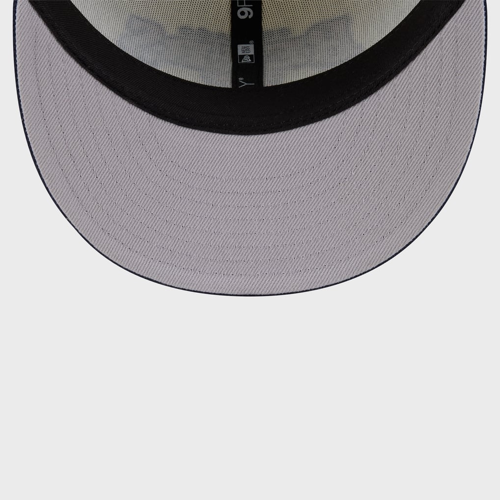 Men's Chicago Bears Disney x New Era Cream/Navy Baloo 9FIFTY Snapback Hat