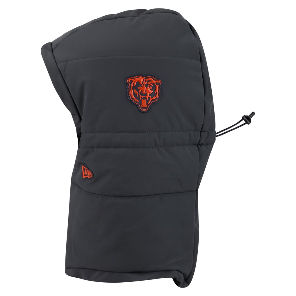 Men's New Era Charcoal Chicago Bears 2026 Sideline Cold Weather ...
