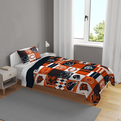 Chicago Bears Pegasus Patchwork Plaid Two-Piece Twin/Twin XL Bed in a Bag Set