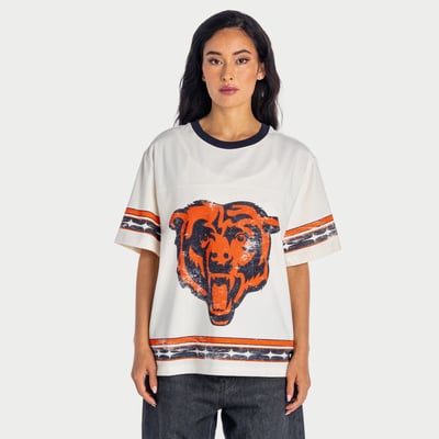  Chicago Bears The Wild Collective Women's Oversized Established Boyfriend T-Shirt - Cream