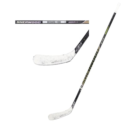 Connor Bedard Chicago Blackhawks Autographed Fanatics Authentic Game-Used Black Sherwood Stick from the 2025-26 NHL Season - NF70456709