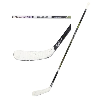 Connor Bedard Chicago Blackhawks Autographed Fanatics Authentic Game-Used Black Sherwood Stick from the 2025-26 NHL Season - NF70456713