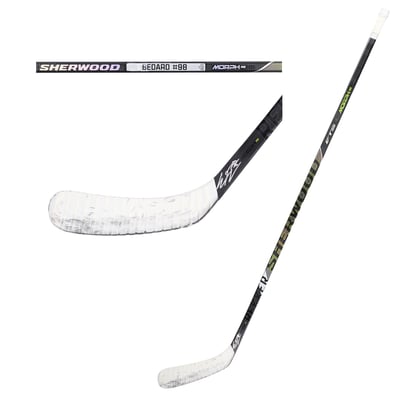 Connor Bedard Chicago Blackhawks Autographed Fanatics Authentic Game-Used Black Sherwood Stick from the 2025-26 NHL Season - NF70456724