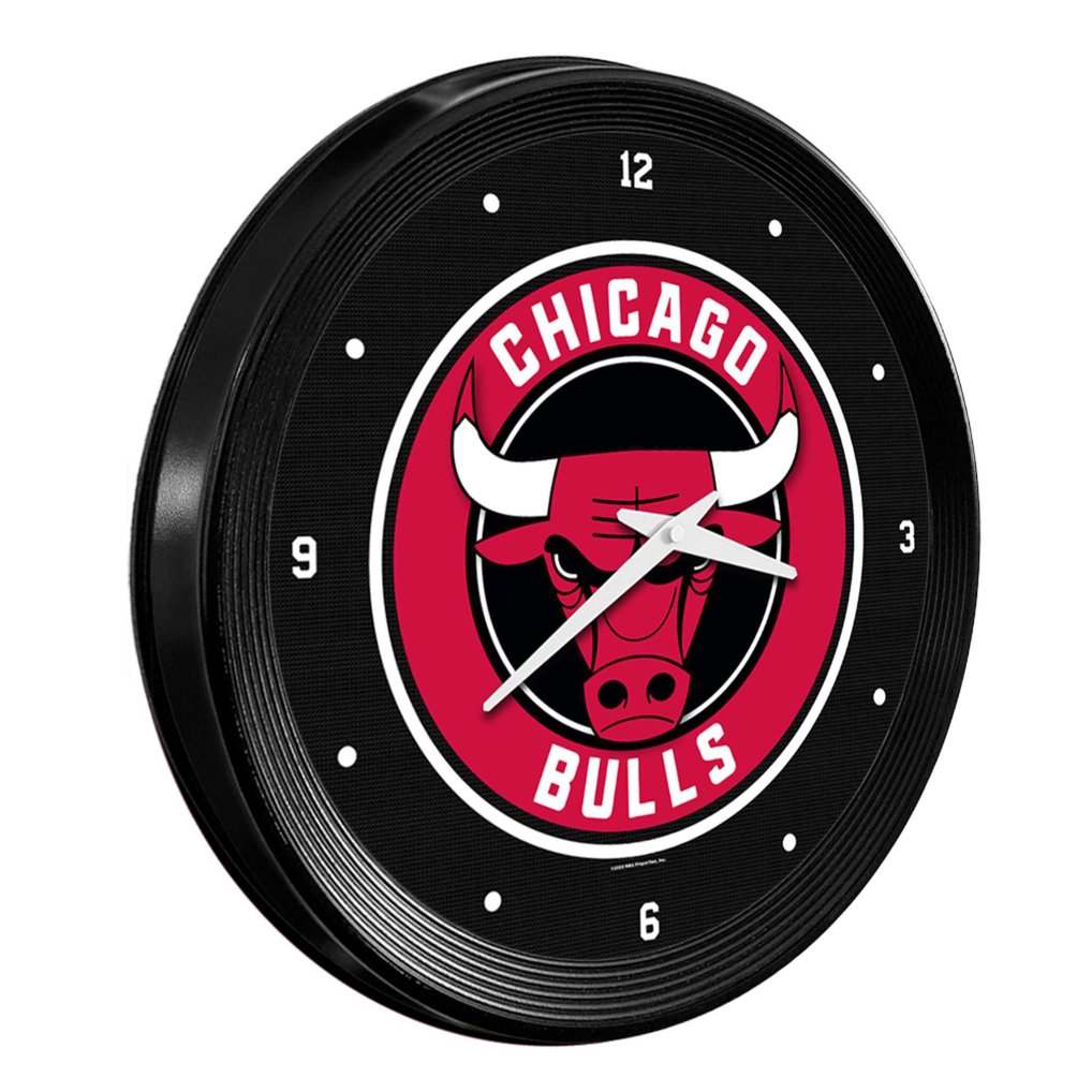 Chicago Bulls 15" Ribbed Frame Wall Clock