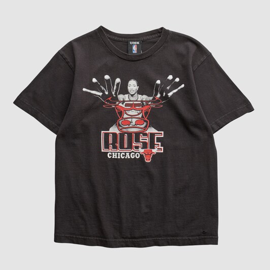 Derrick Rose UNK 2010s T-shirt - Black - XS by Fanatics Real Vintage