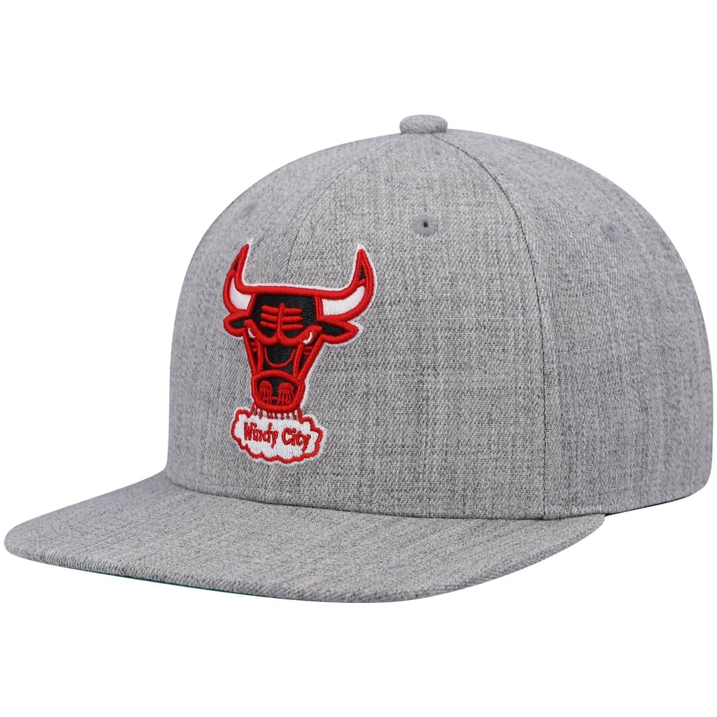 Chicago Bulls Mitchell & Ness Hardwood Classics Team 2.0 Snapback Hat - Heathered Gray