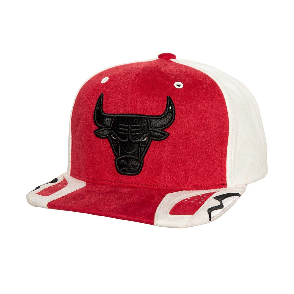Chicago Bulls Mitchell & Ness Day 6 Snapback Hat - White/Red