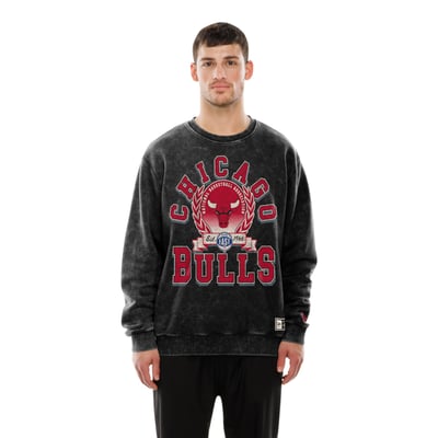  Chicago Bulls New Era Mineral Wash Crew Sweatshirt - Black