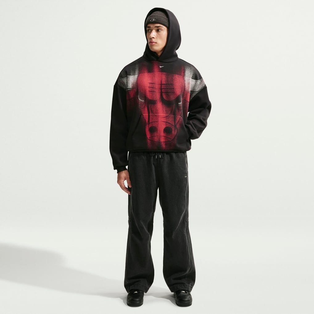 Men's Chicago Bulls Nike Black 2026 Standard Issue Practice Icon Fleece ...