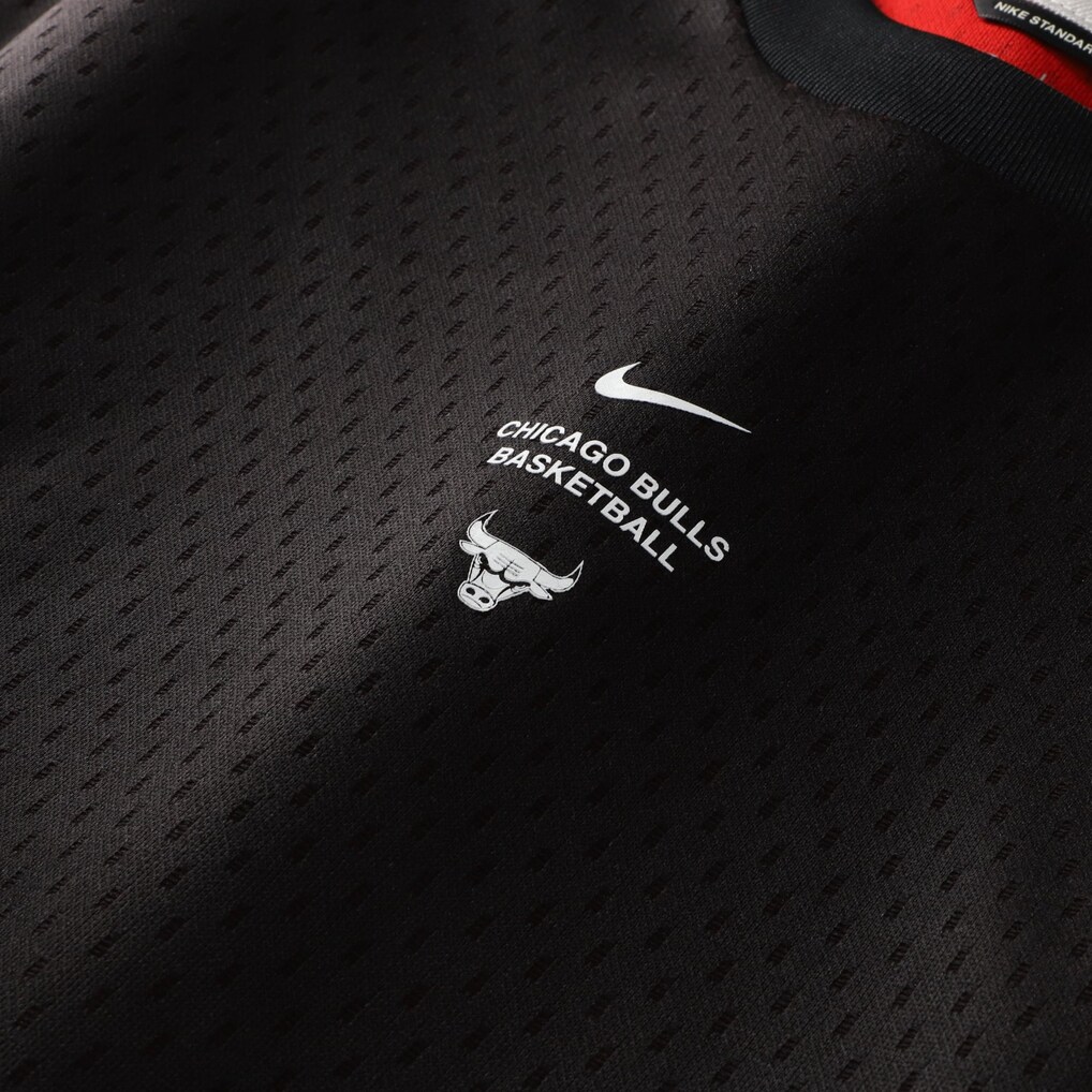 Youth Chicago Bulls Nike Black 2026/27 Standard Issue Pre-Game ...