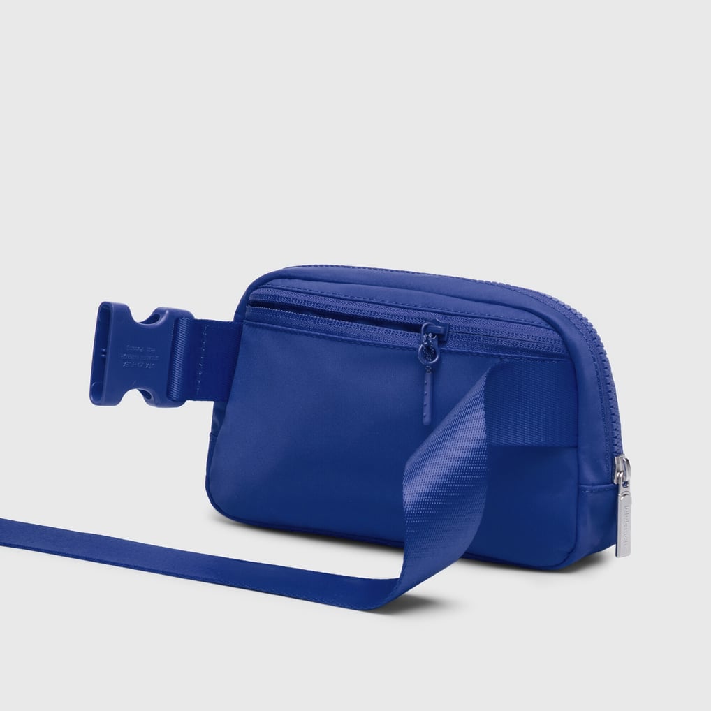  Chicago Cubs lululemon Everywhere Belt Bag