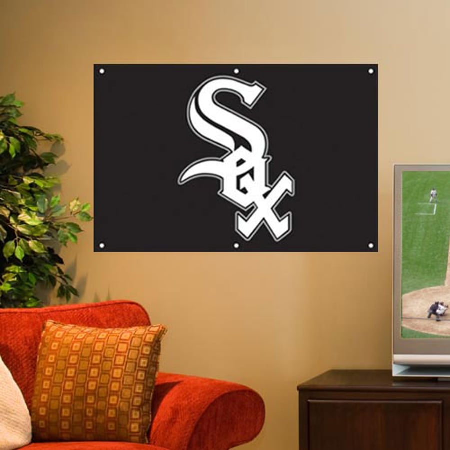 Chicago White Sox 3' x 2' Black Applique Logo Fan Banner