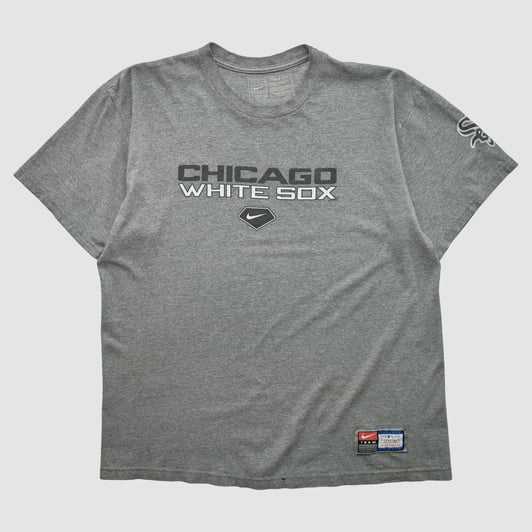 Chicago White Sox Nike 2000s T-shirt - Gray - M by Fanatics Real Vintage
