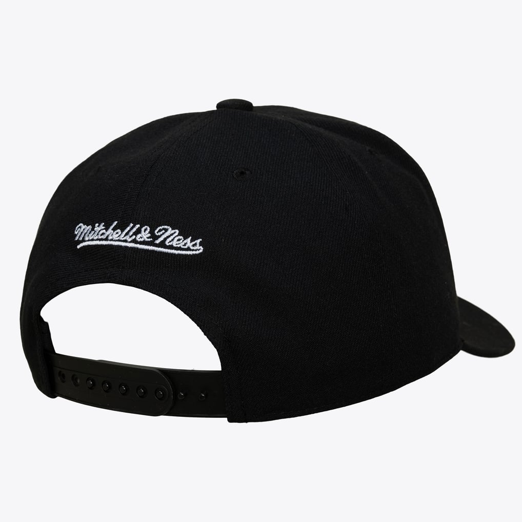 Chicago White Sox Mitchell & Ness Pro Crown Snapback - Black
