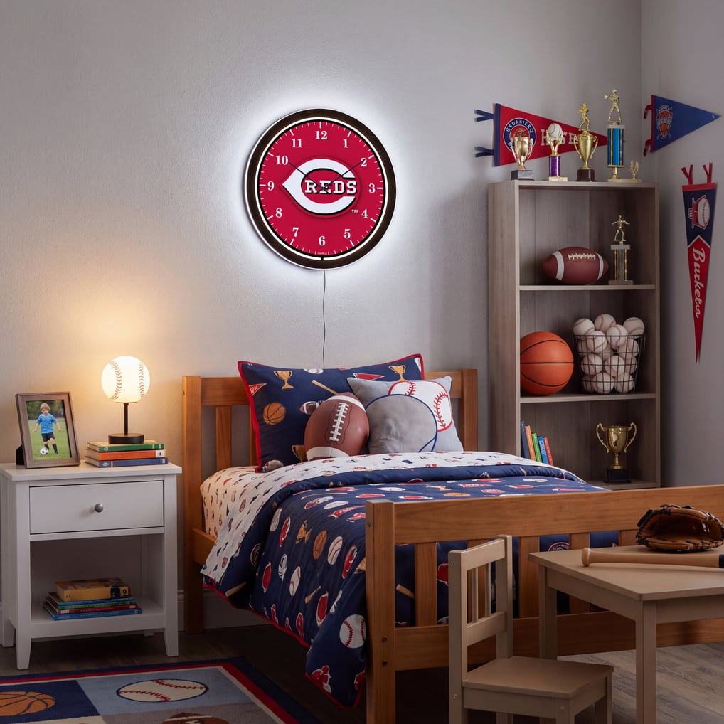 Cincinnati Reds 18" Lighted Round LED Wall Clock