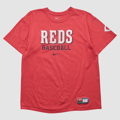 Cincinnati Reds Nike 2000s T-shirt - Red - M by Fanatics Real Vintage