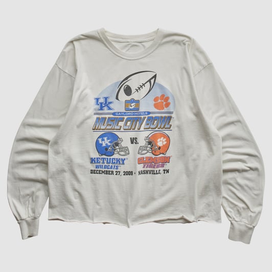 Music City Bowl 2009 Long Sleeve T-shirt - White - XL by Fanatics Real Vintage