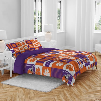Clemson Tigers Pegasus Patchwork Plaid Three-Piece Full/Queen Bed in a Bag Set