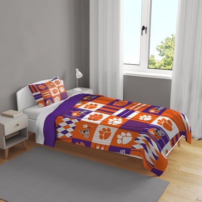 Clemson Tigers Pegasus Patchwork Plaid Two-Piece Twin/Twin XL Bed in a Bag Set
