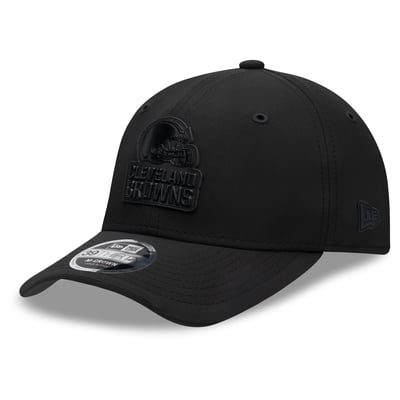 Cleveland Browns New Era 2026 Sideline 39THIRTY M-Crown Flex Hat - Black