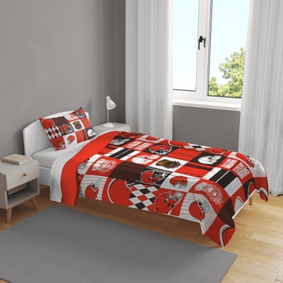 Cleveland Browns Pegasus Patchwork Plaid Three-Piece Full/Queen Bed in a Bag Set