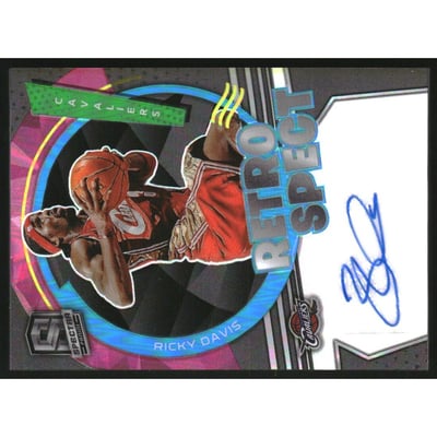 2021-22 Panini Spectra RetroSpect Autographs #27 Ricky Davis/99