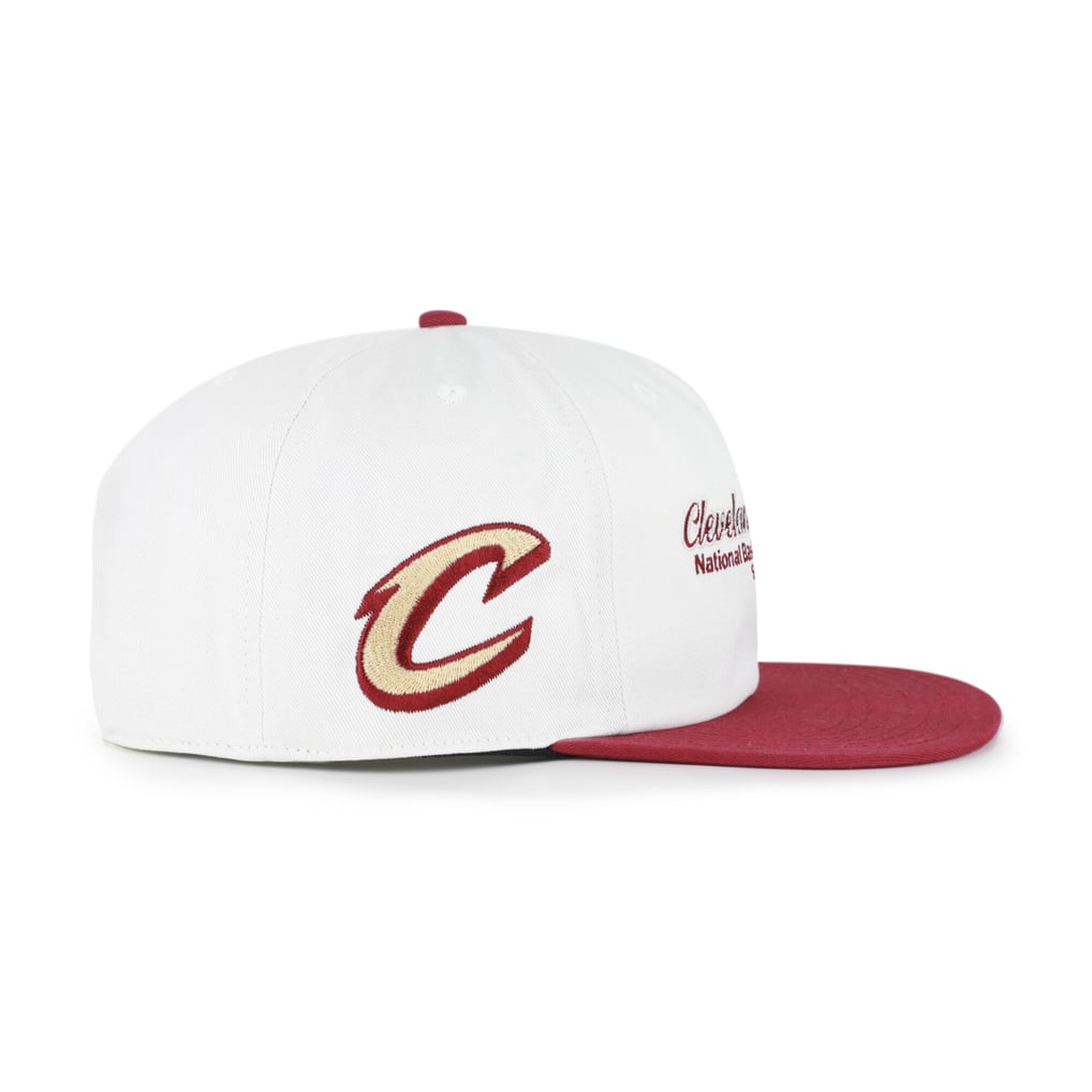 Cleveland Cavaliers '47 Script Stack Captain Snapback Hat - White