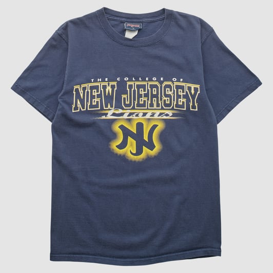 The College of New Jersey Lions Jansport 2000s T-shirt - Navy - XS by Fanatics Real Vintage