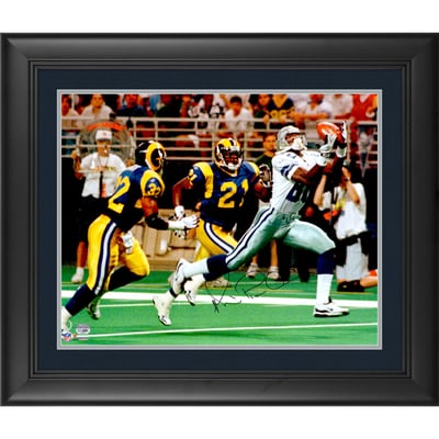 Michael Irvin Dallas Cowboys Fanatics Authentic Framed Autographed 16" x 20" vs St. Louis Rams Photograph