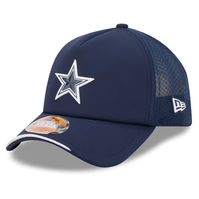 Dallas Cowboys New Era Youth 2026 Sideline Apex 9FORTY Adjustable Trucker Hat - Navy